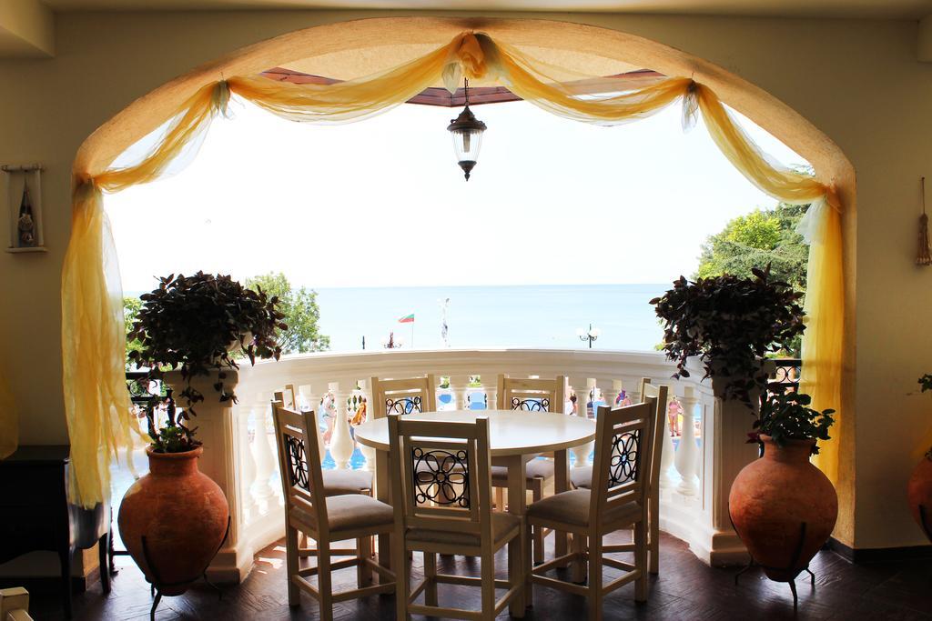 Atrium Beach Hotel エレニテ エクステリア 写真